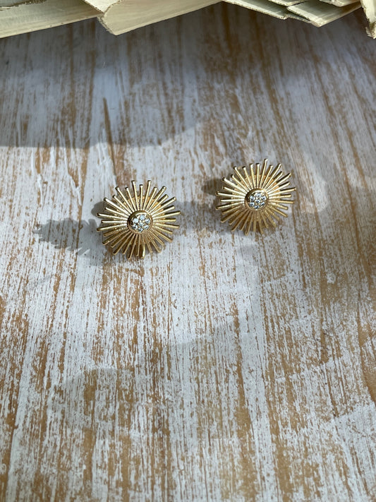 Sunburst studs